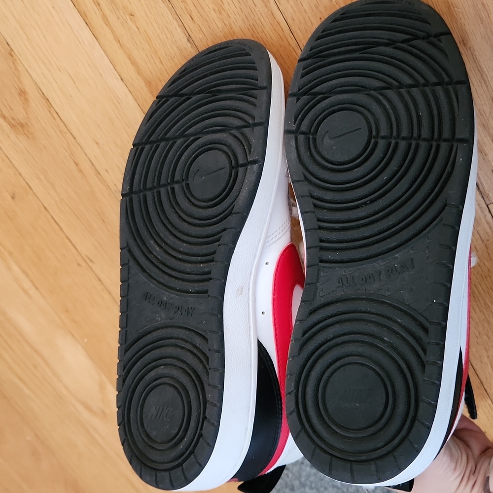 Nike Court Borough Mid 2, size 5Y, white/black/university red - Picture 11 of 16